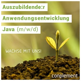kleines Pflaenzchen in der Erde 